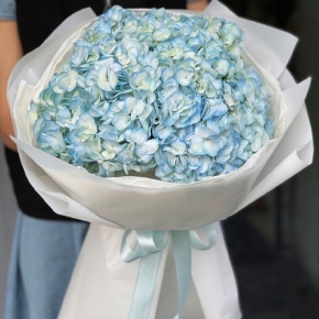 Букет из 5 голубых гортензий в Егорьевске