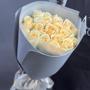 Букет из 25 роз Аваланж (50 см) в Егорьевске