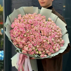 Букет из 101  нежно -розовой кустовой розы (70 см) в Егорьевске