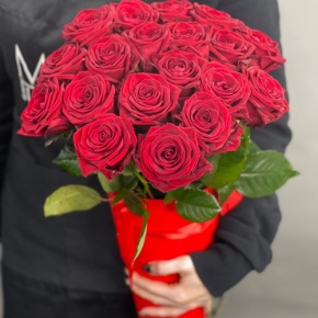 21 красная роза в конусе (50 см) в Егорьевске