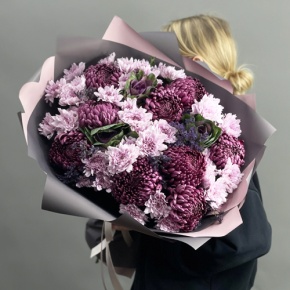 Букет "Виолетта" из хризантем Бигоуди, лимониума, брассики и кустовых хризантем в Егорьевске