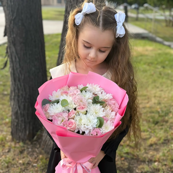 Букет из хризантем, эустом и роз в Егорьевске