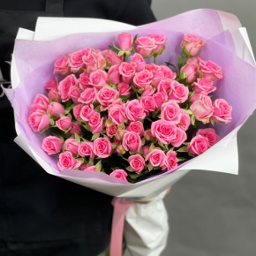 Букет "Рассвет принцессы" из 15 кустовых роз (50 см) в Егорьевске