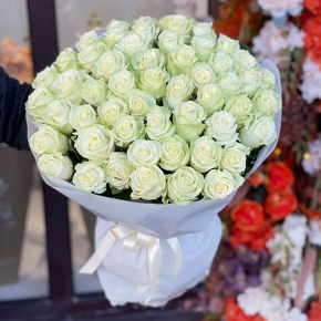 Букет 51 белая роза (50 см) в Егорьевске