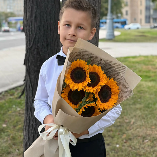 Букет из 5 подсолнухов в Егорьевске