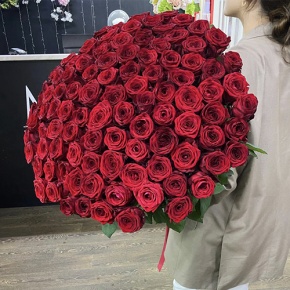 Букет 101 красная роза (70 см) в Егорьевске