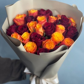 Букет из 25 Кенийских роз микс (40 см) в Егорьевске