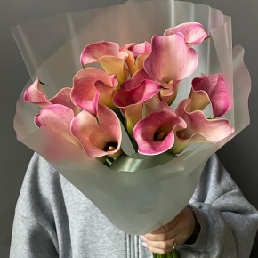 Букет из 13 нежных калл в Егорьевске