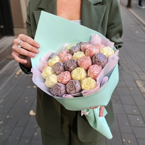 Букет 25 шоколадных пионов в Егорьевске