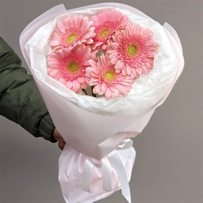 Букет из 5 розовых гербер мини в Егорьевске