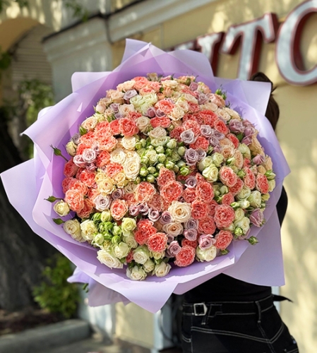 Букет из 101 кустовой розы микс в Егорьевске